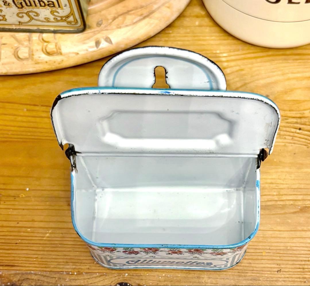 ◆大人気レア◆美品アンティークホーローBB社 アリュメット缶♡ローズガーランド