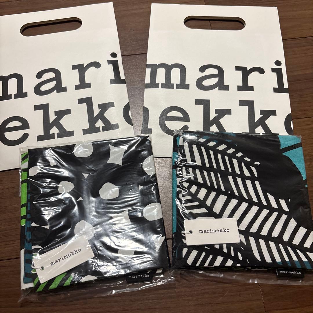 マリメッコ クッションカバー ピエニ シールトラプータルハ シイルトラプータルハ