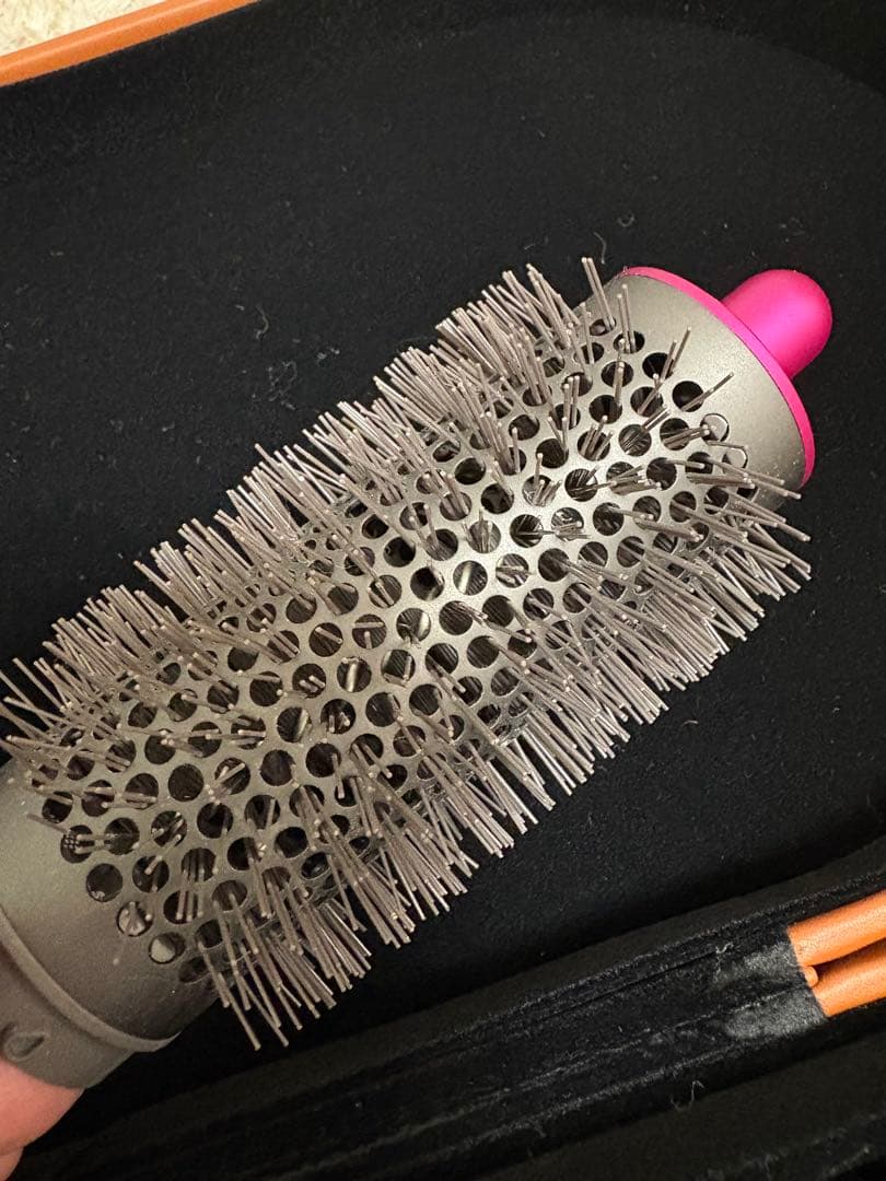 Dyson ヘアドライヤー エアラップ　レザーケース付き