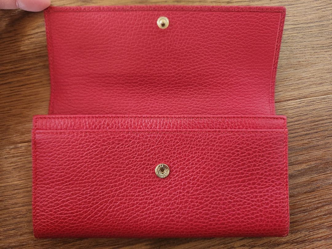 GUCCI 二つ折り長財布 赤