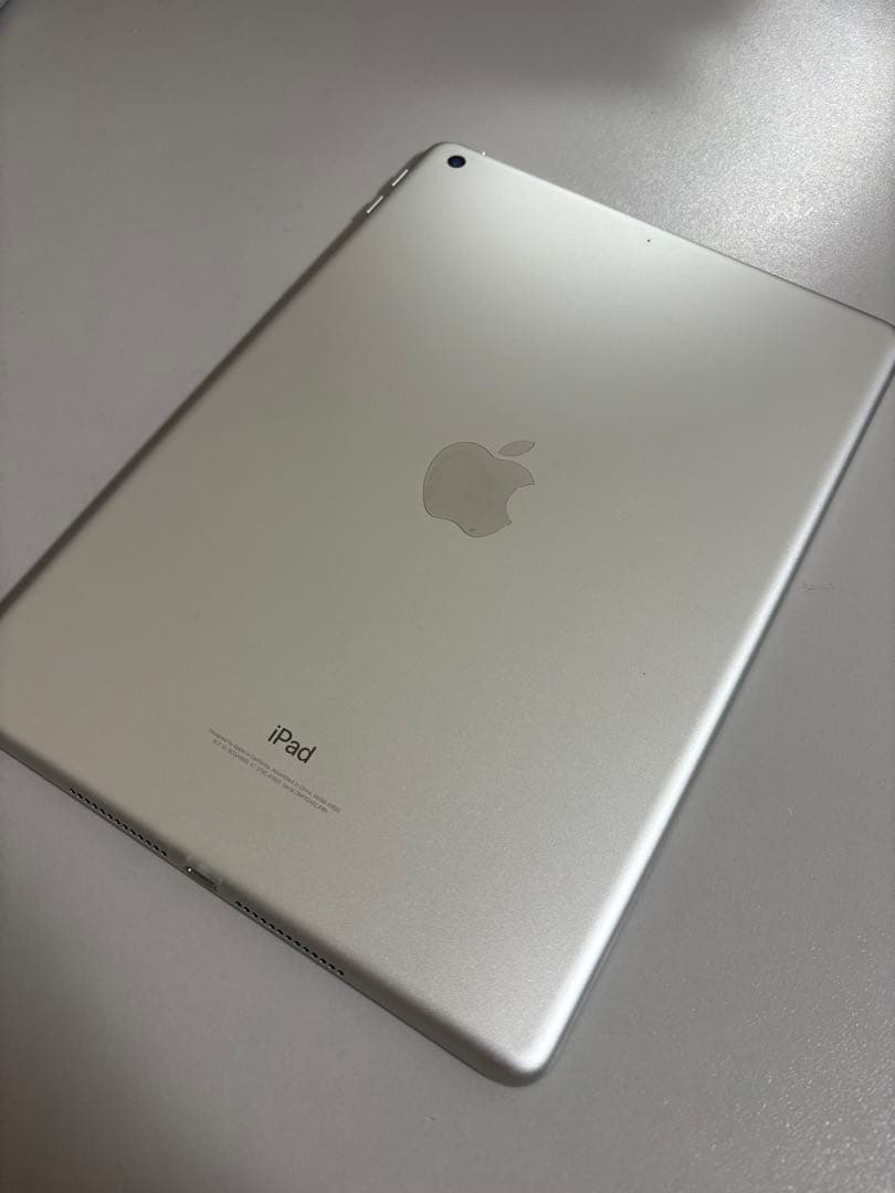 Apple iPad 第6世代 美品
