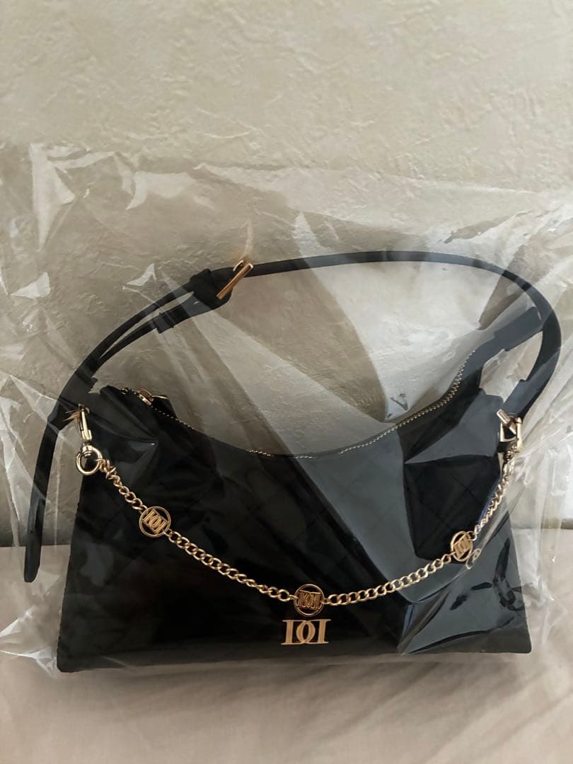 Darich ダーリッチ キルティングチェーンハンドミニバッグ ブラック BLK