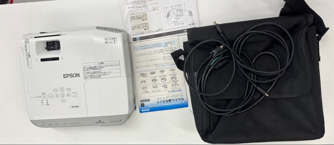 EPSON プロジェクター　EB-965H