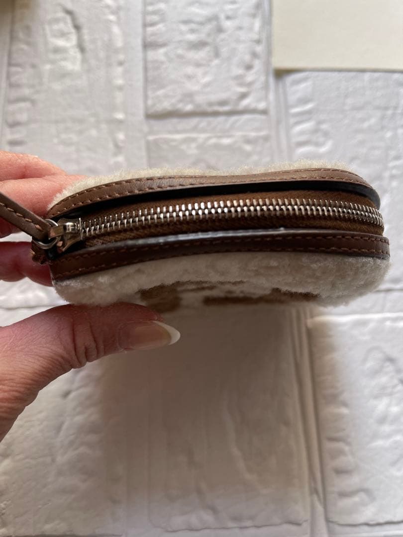 FENDI ❤️食パンモチーフ ❤️チャーム❤️ポーチ