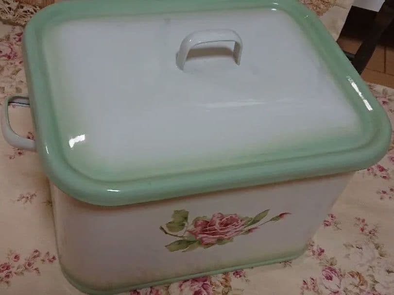 イマン　イマンガーデン　ストッカー　Imane 花柄　　グリーン　ホーロー