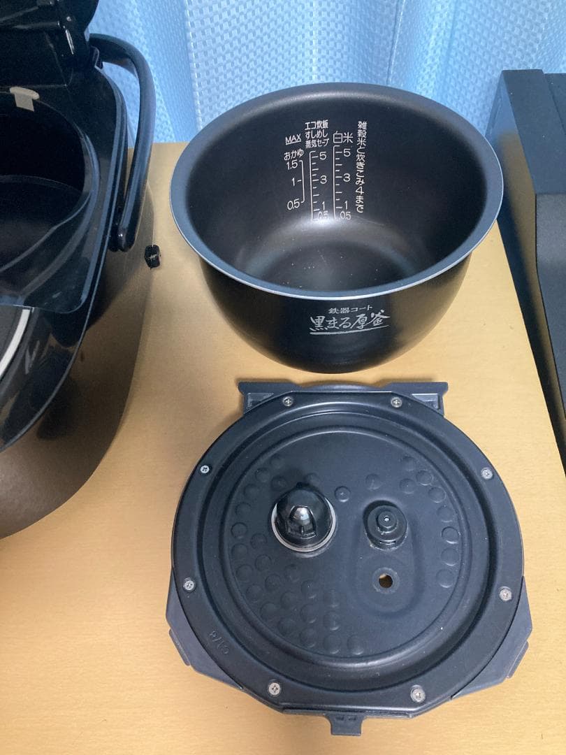 ★2021年製★ 象印　NP-ZV102BK　　圧力IH炊飯ジャー5.5合炊き