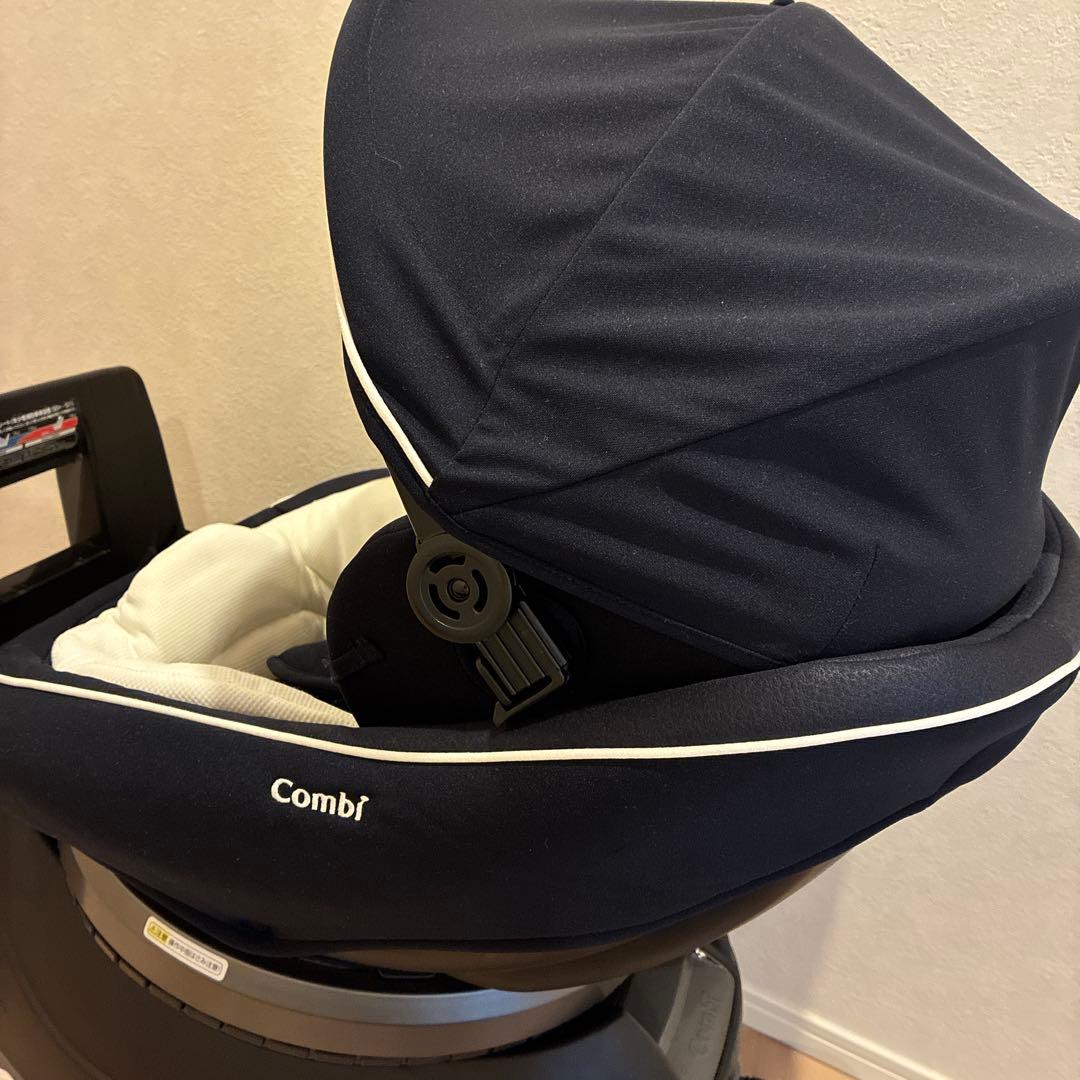 コンビ チャイルドシート　ISOFIX
