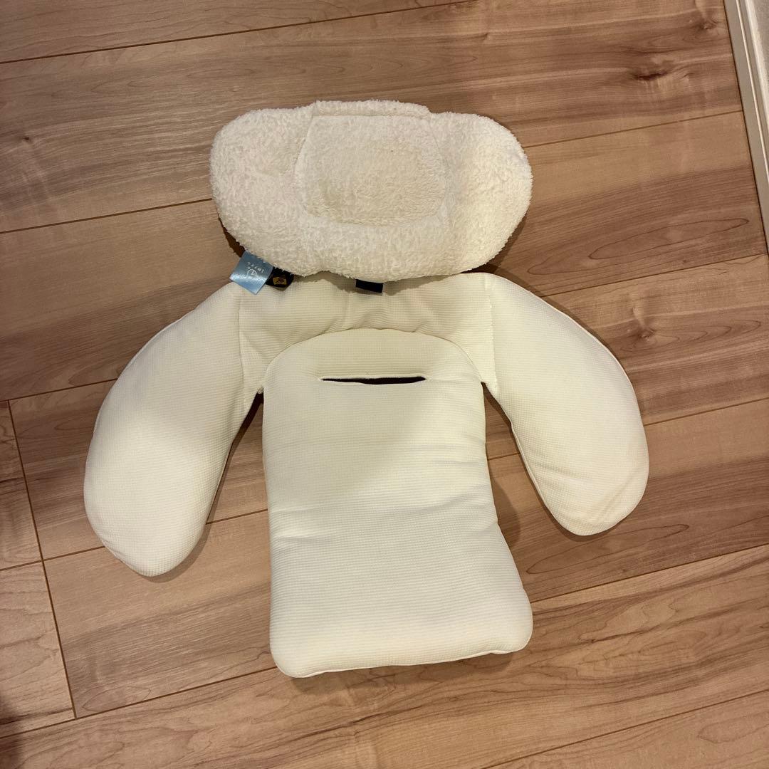 コンビ チャイルドシート　ISOFIX