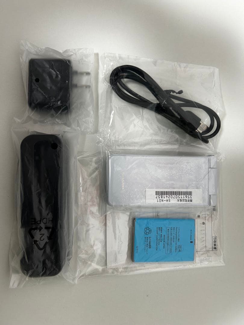 ガラホ SHARP AQUOS SH-NO1 SIMフリー