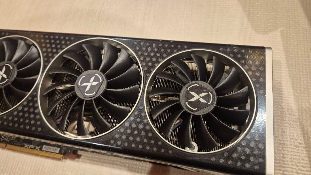 XFX AMD RADEON RX6700XT 中古