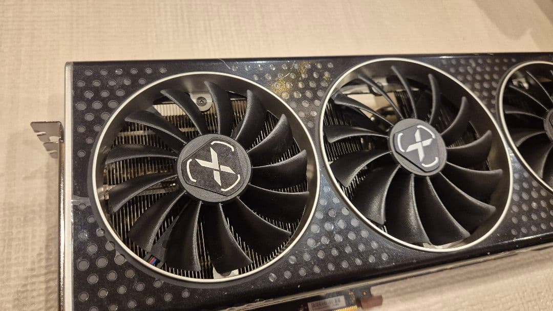 XFX AMD RADEON RX6700XT 中古