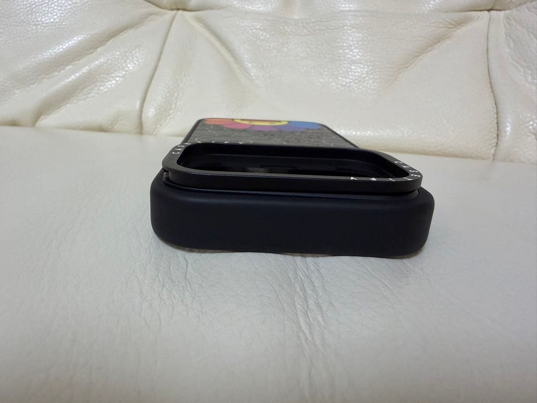 CASETiFY×村上隆 フラワー　iPhone17Proケース　箱あり