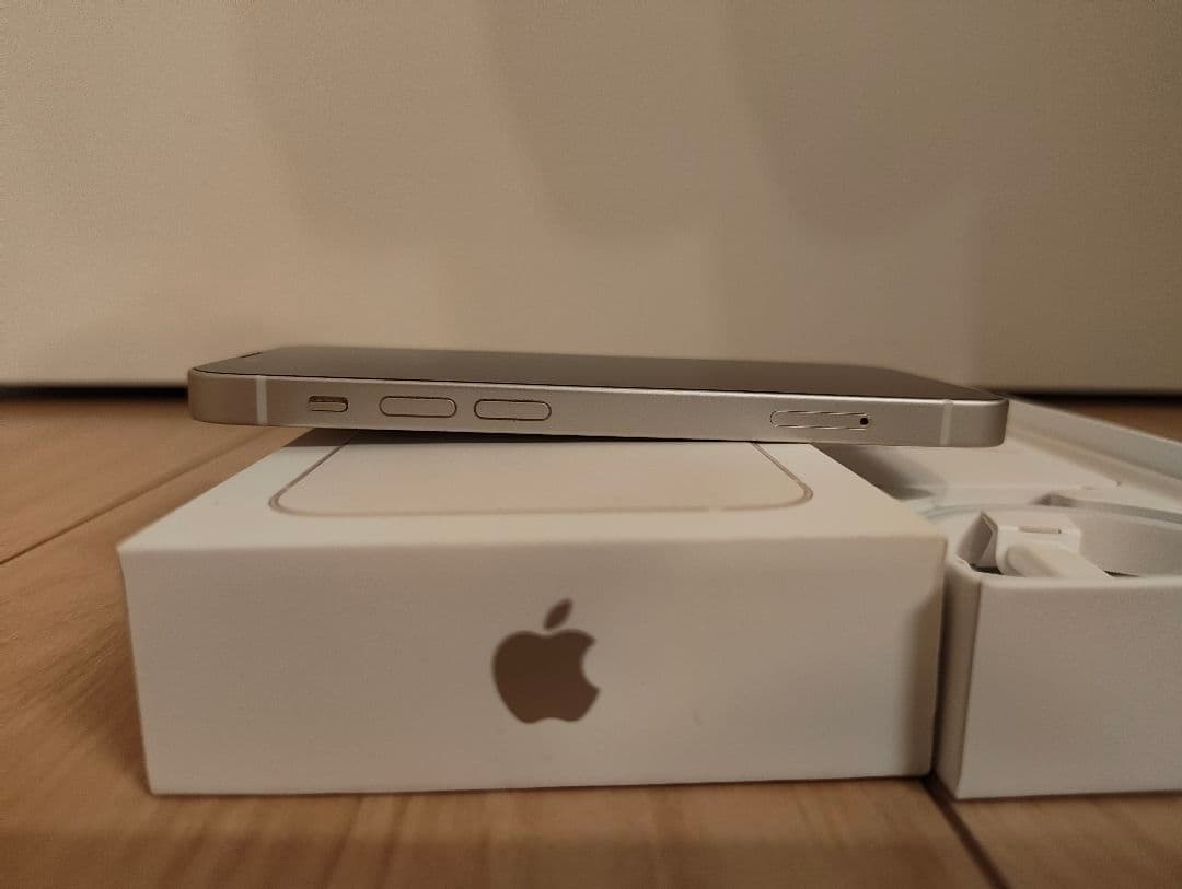 Apple iPhone13 mini 128GB スターライト 本体