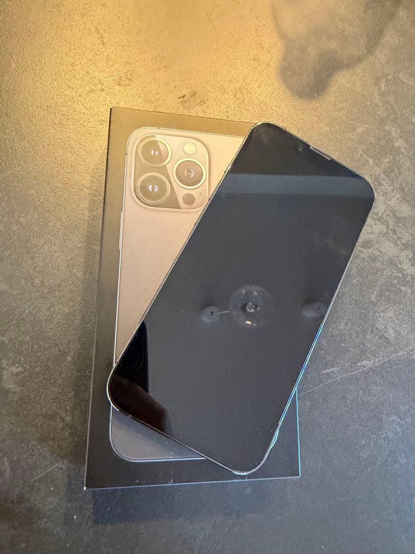 【美品】iPhone 13Pro グラファイト 256GB