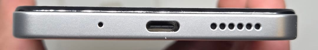 美品 Redmi12 5G 128GBポーラーシルバー SIMフリー XIG03