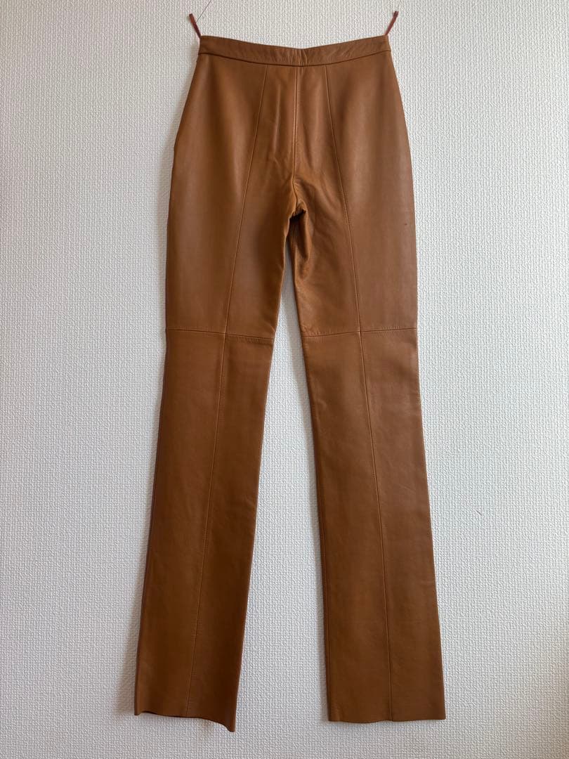 ロエベ　子羊革パンツ　キャメル