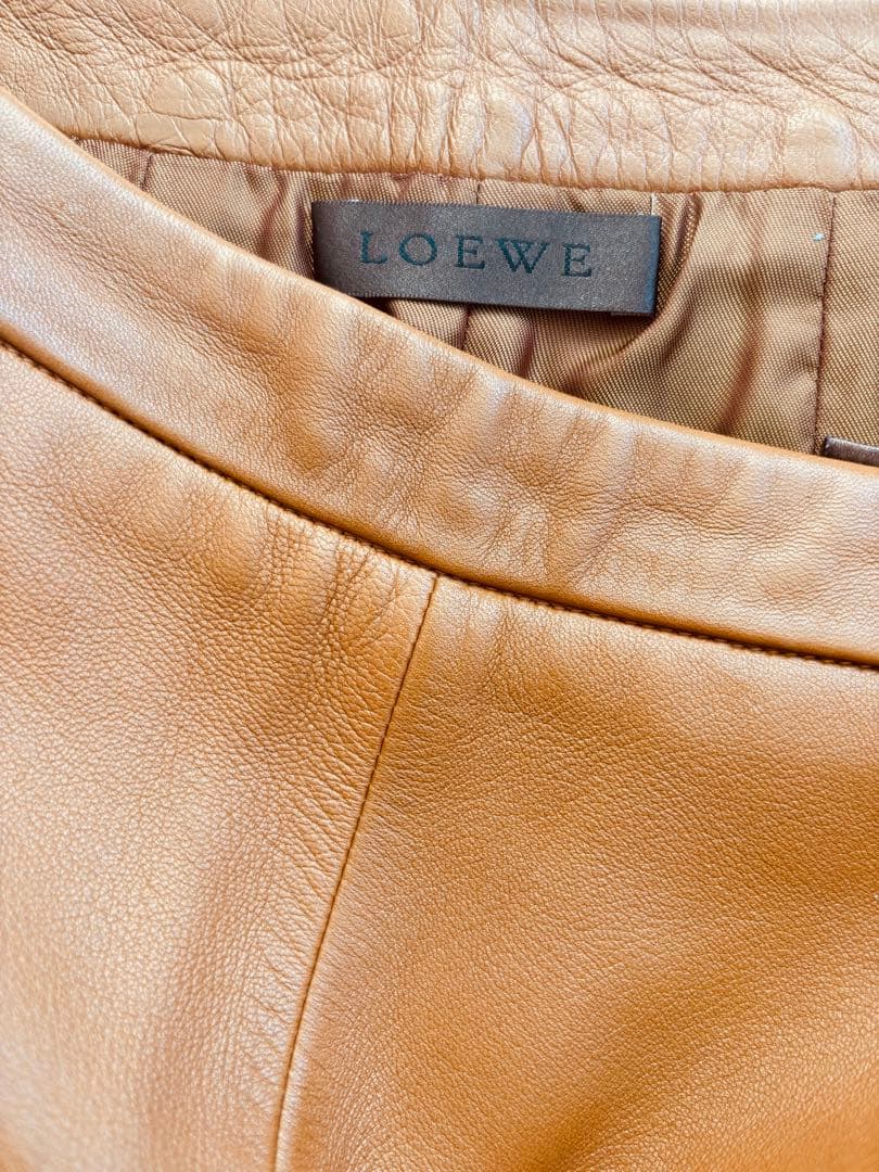 ロエベ　子羊革パンツ　キャメル