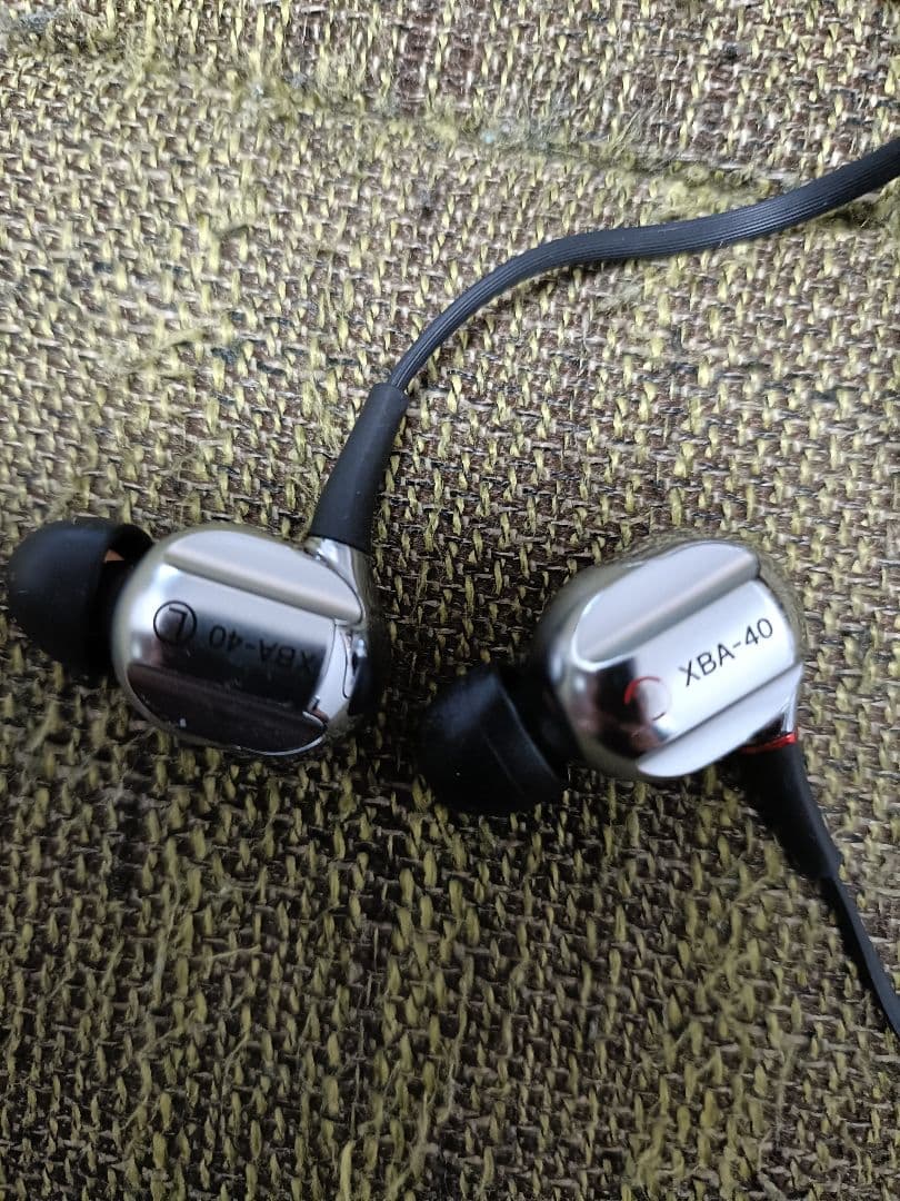 SONY XBA-40 イヤホン　ソニー