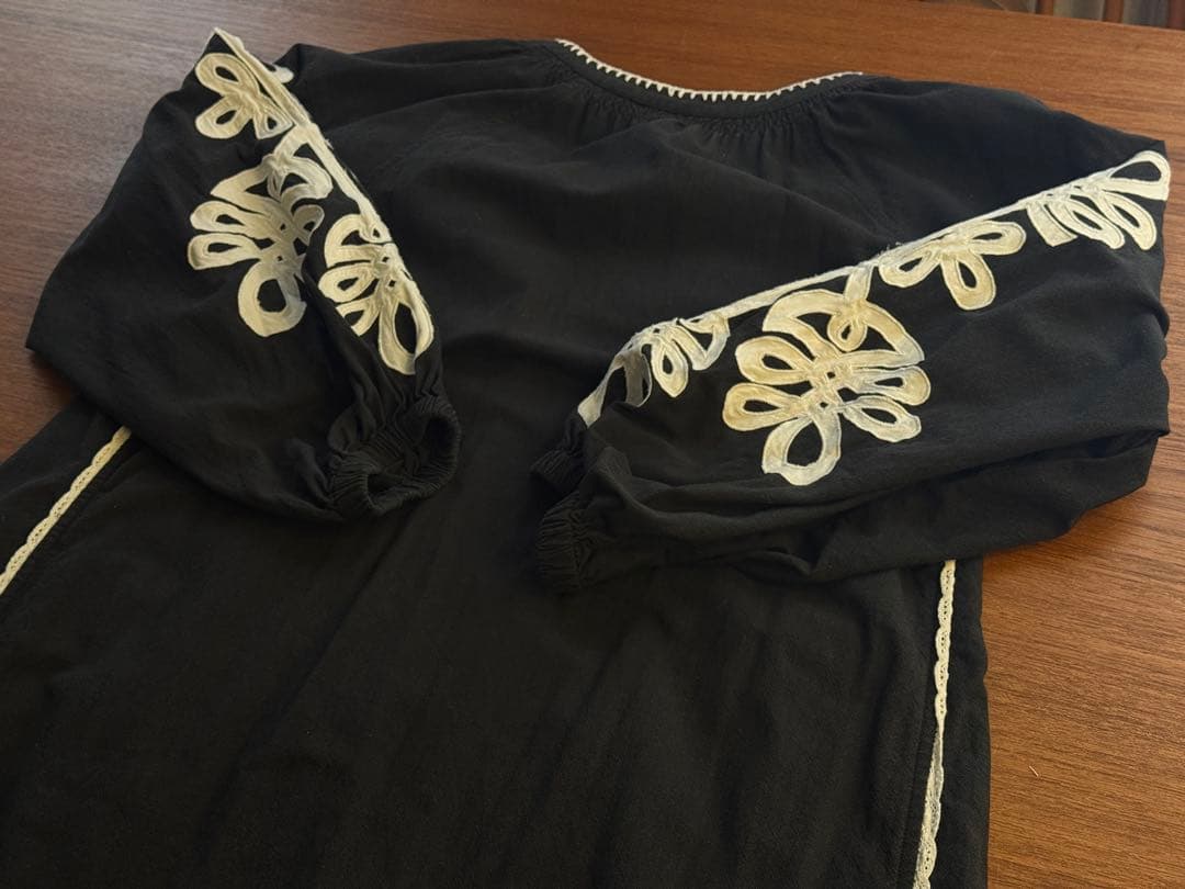 ヌキテパ　サラマリカワンピース　黒