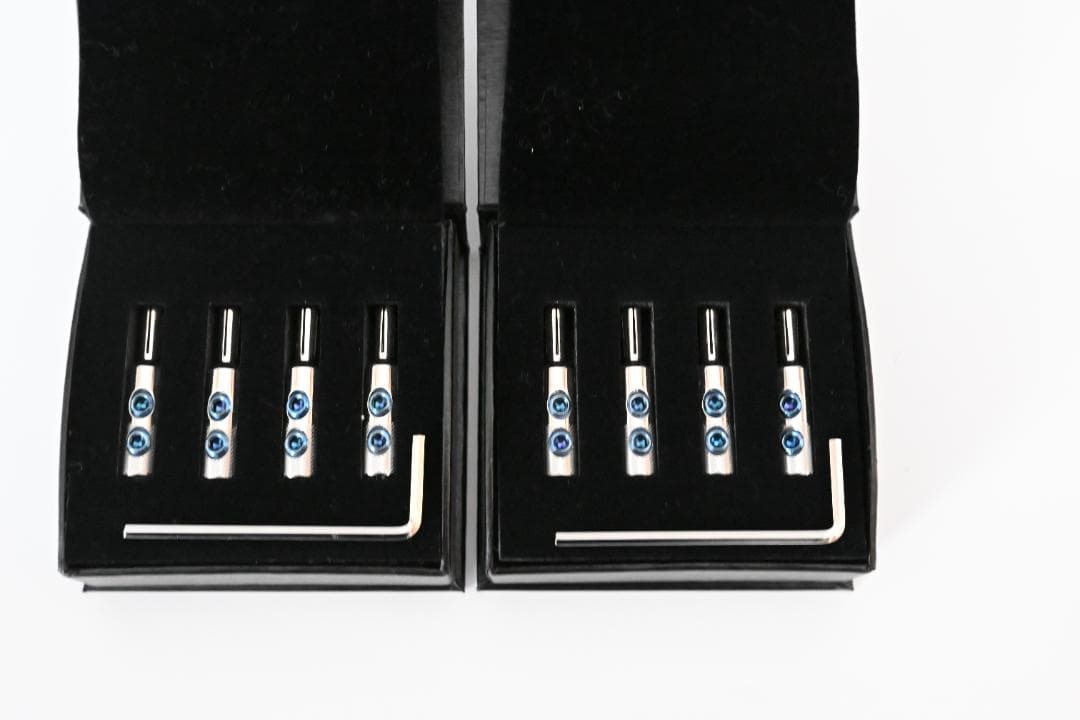 オヤイデ　バナナプラグ　SRBN 　（２セット）