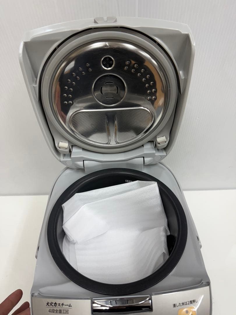 NATIONAL 大火力スチーム4段全面IHジャー炊飯器