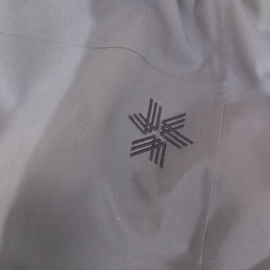 美品Goldwin上下スキーウェアMサイズ 2021-2022モデル