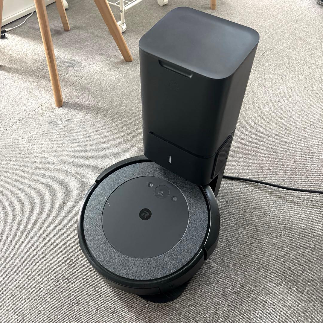 ルンバ i3 クリーンベース付き 消耗品パーツ付き