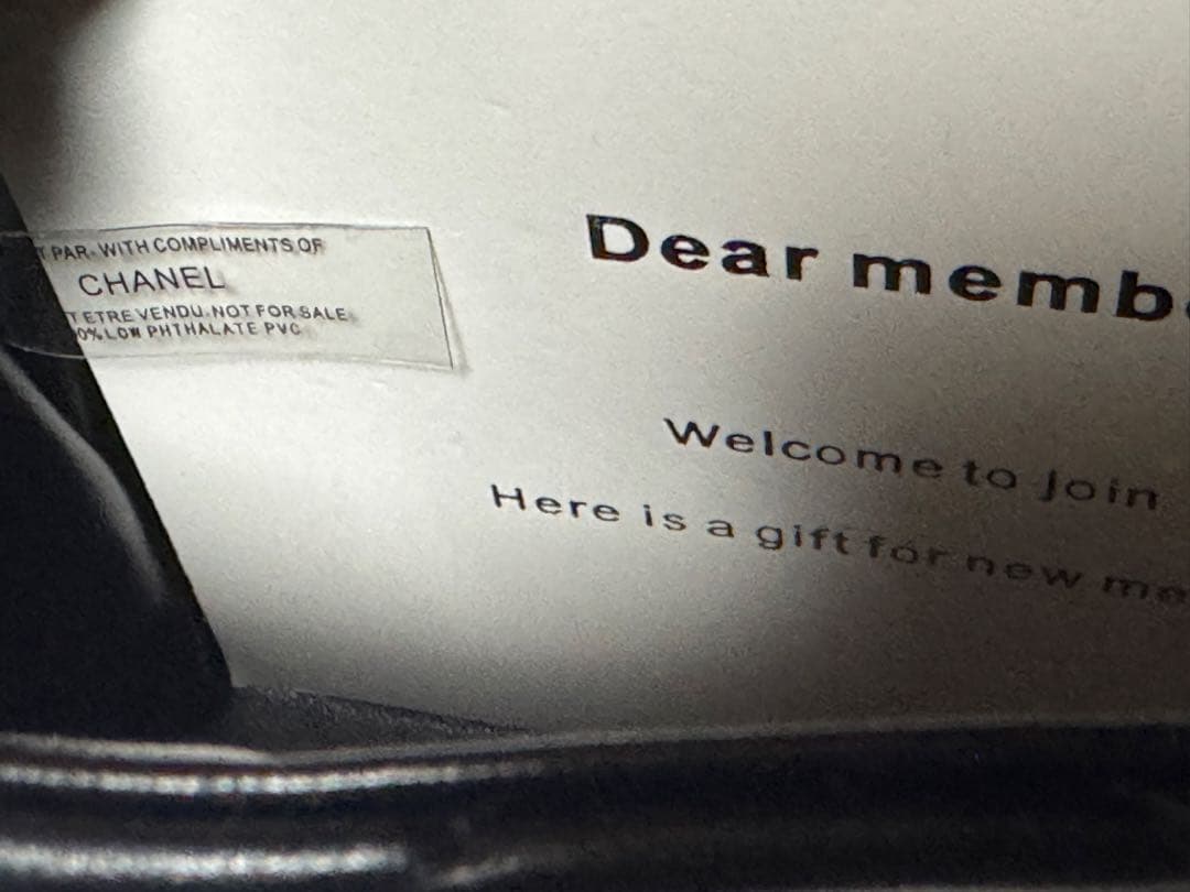 CHANEL MAKEUP キルティングショルダーノベルティ　ハートチェーン