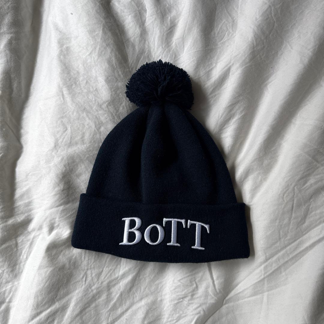 BOTT×NEW ERA ニットキャップ
