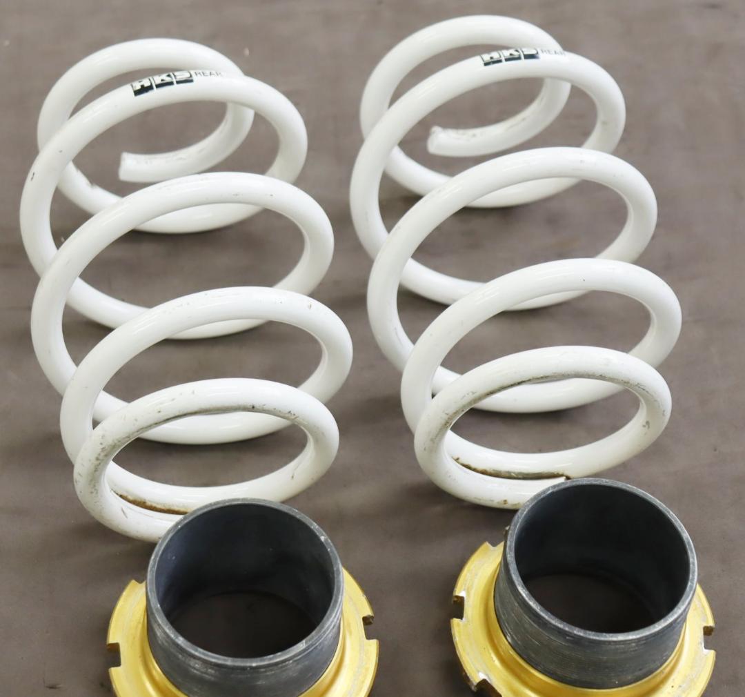 トヨタ プリウス ZVW30 ZVW35　車高調（リアバネ）