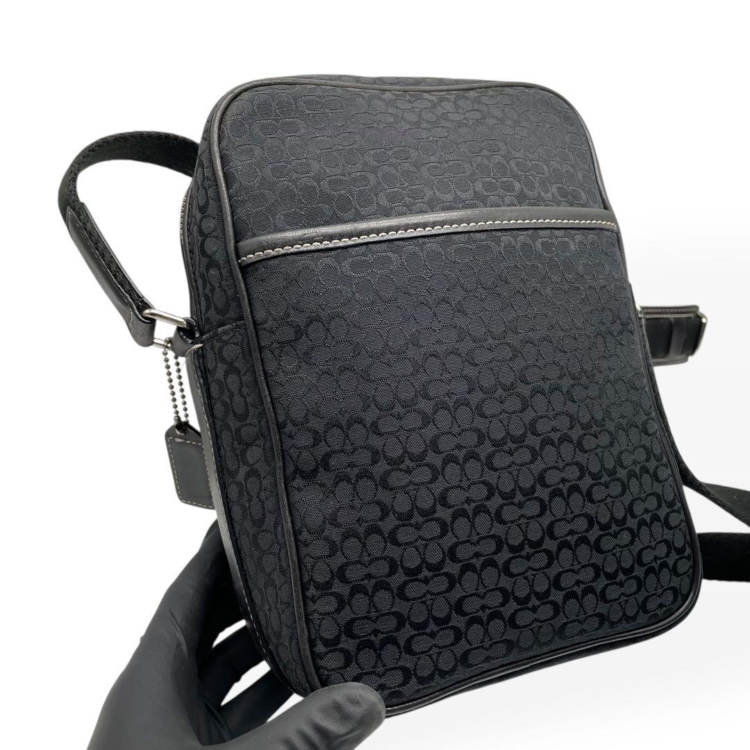 極美品　COACH コーチ　ショルダーバッグ　ミニシグネチャー　男女兼用　黒