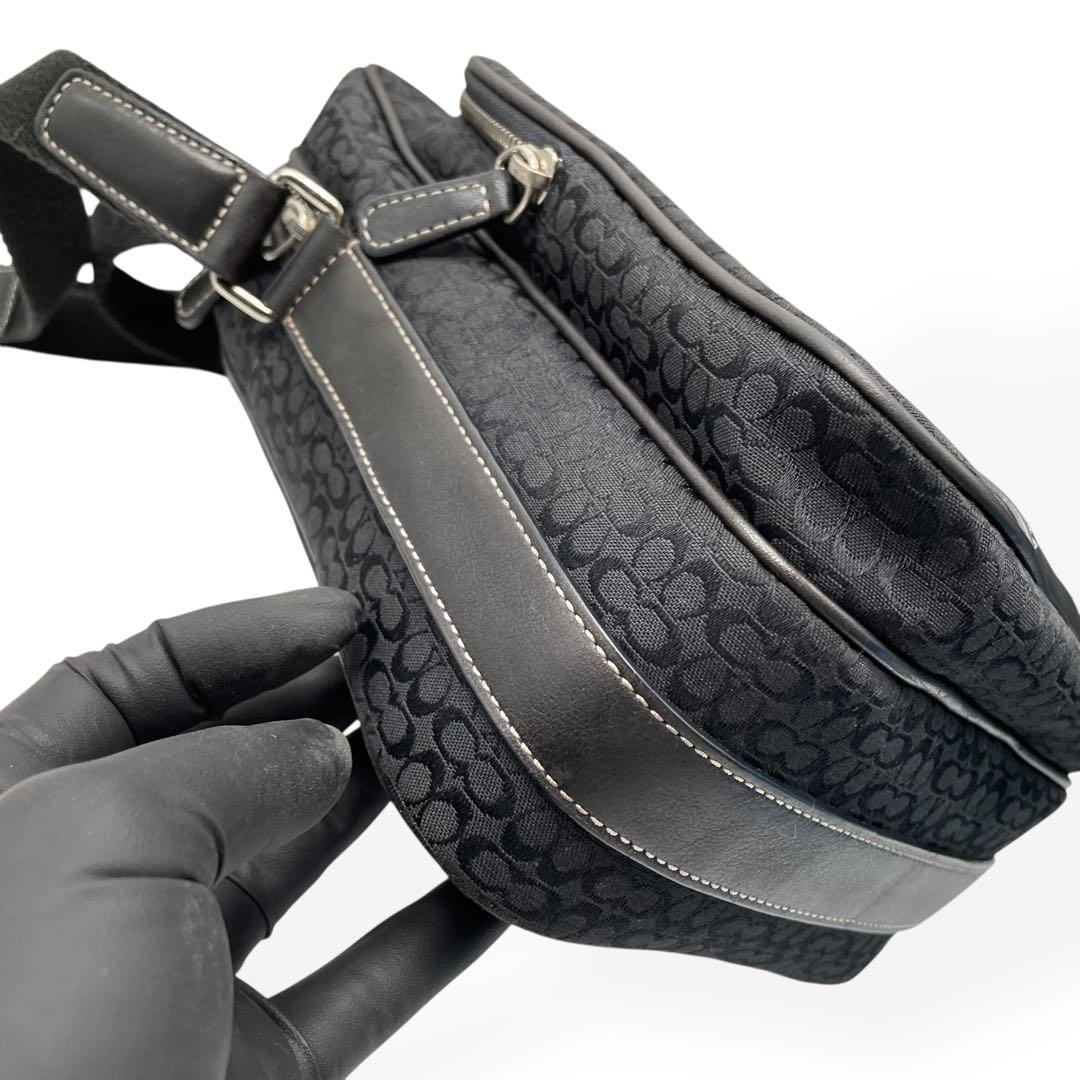 極美品　COACH コーチ　ショルダーバッグ　ミニシグネチャー　男女兼用　黒