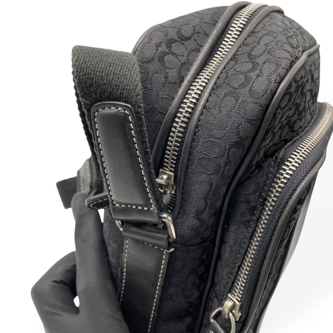 極美品　COACH コーチ　ショルダーバッグ　ミニシグネチャー　男女兼用　黒