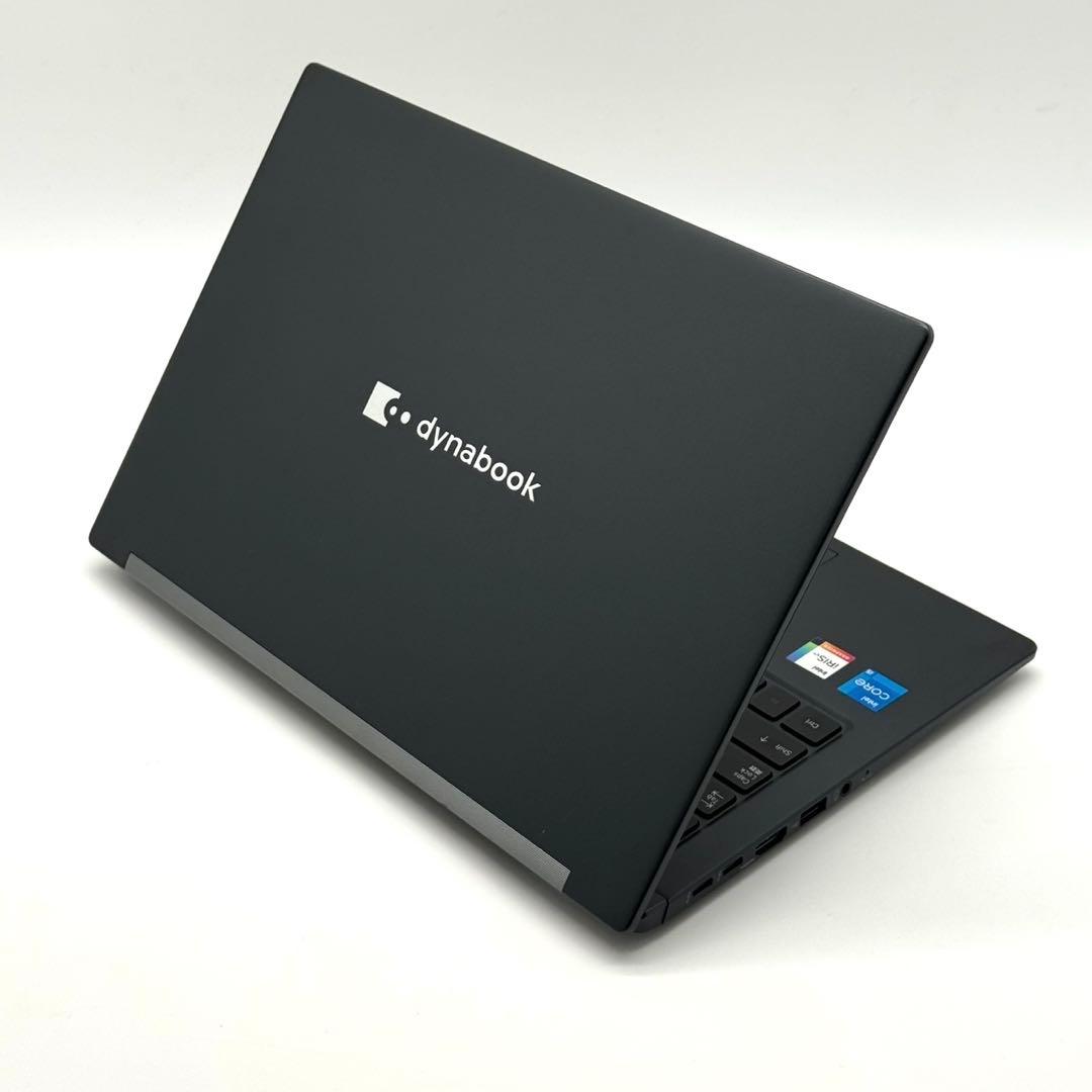 東芝G83/HU 11世代Core i5 16GB 256GB 薄型軽量 FHD