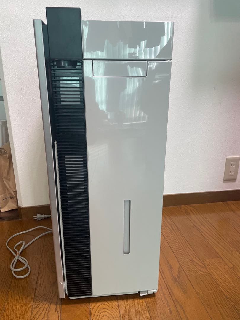 タブレット満タン！2021年製パナソニックジアイーノF-MV4300 シルバー