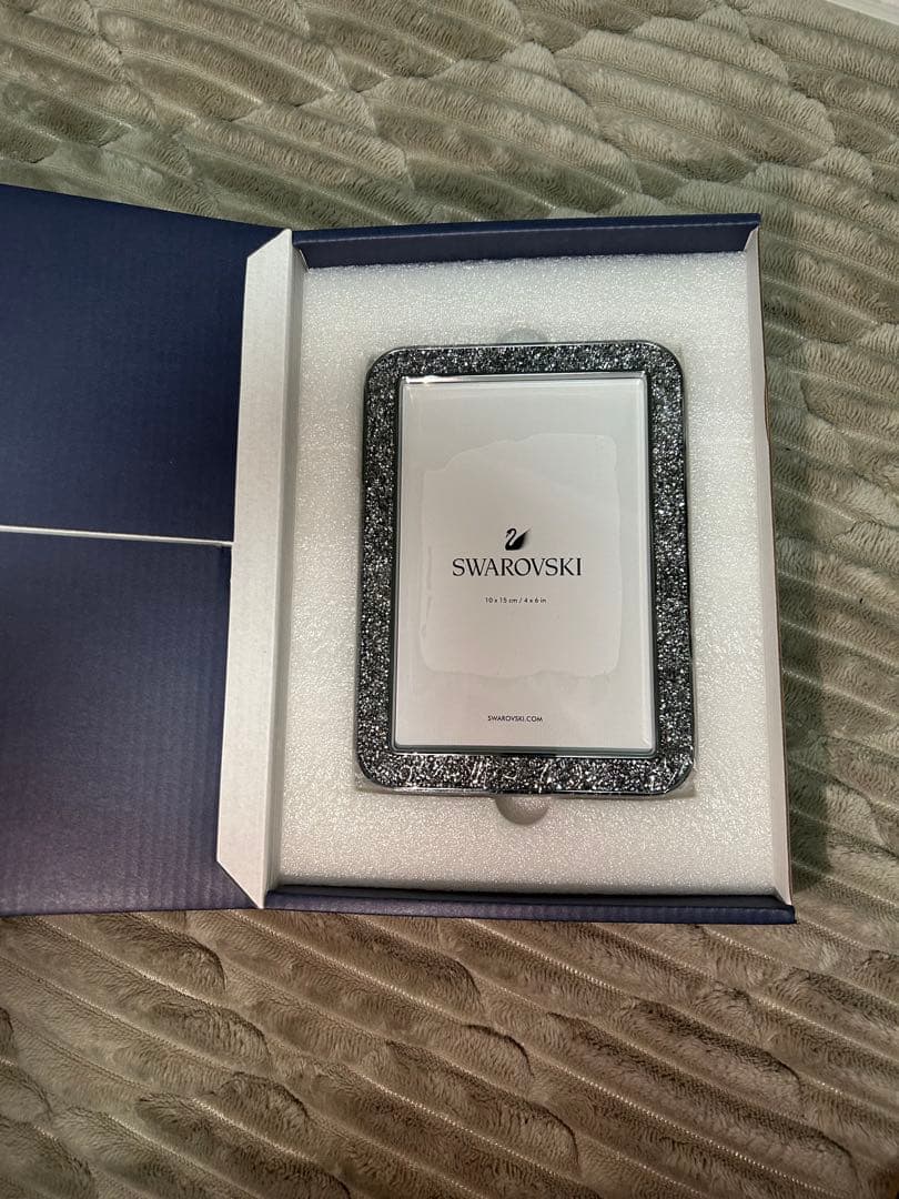 新品　Swarovski グリッター フォトフレーム
