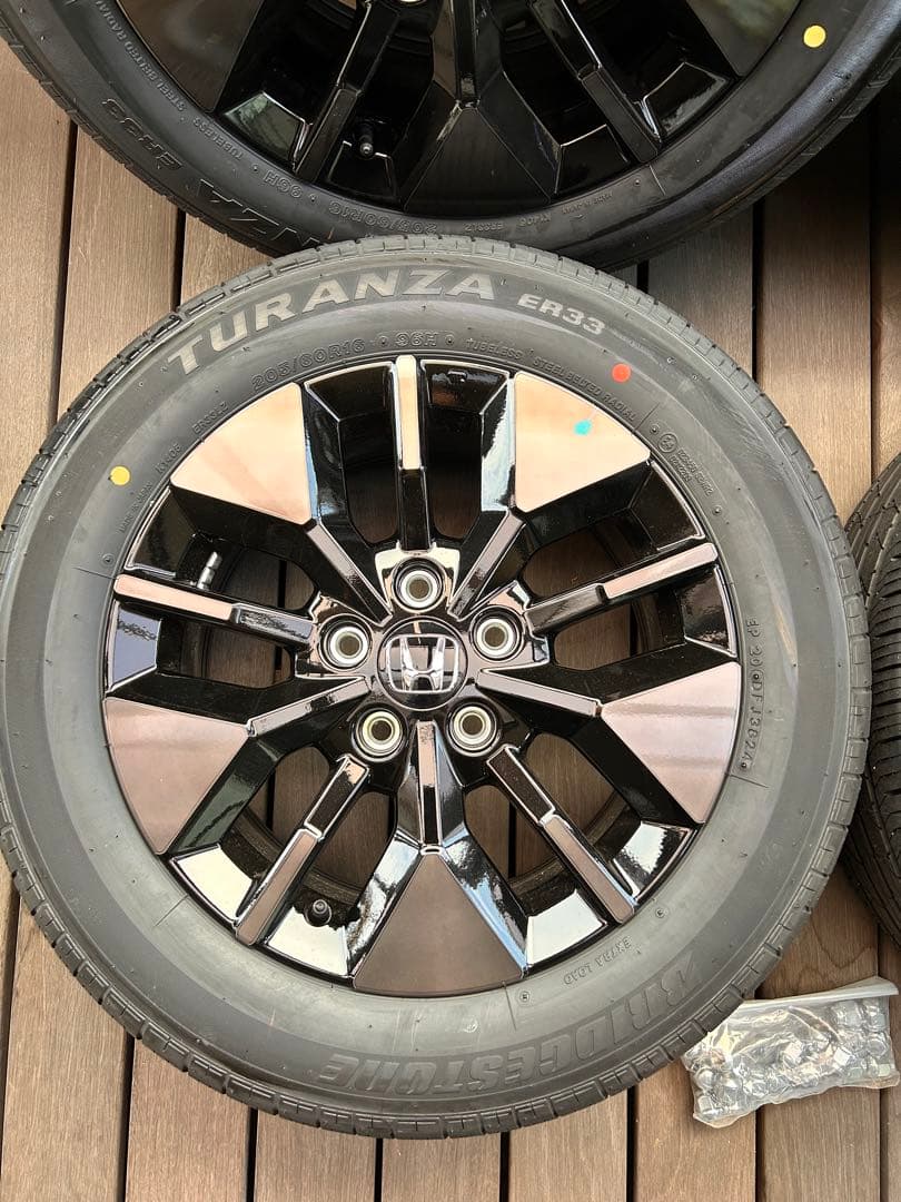 新車外し ステップワゴン純正タイヤホイールセット(ナット付)RP8 送料込み