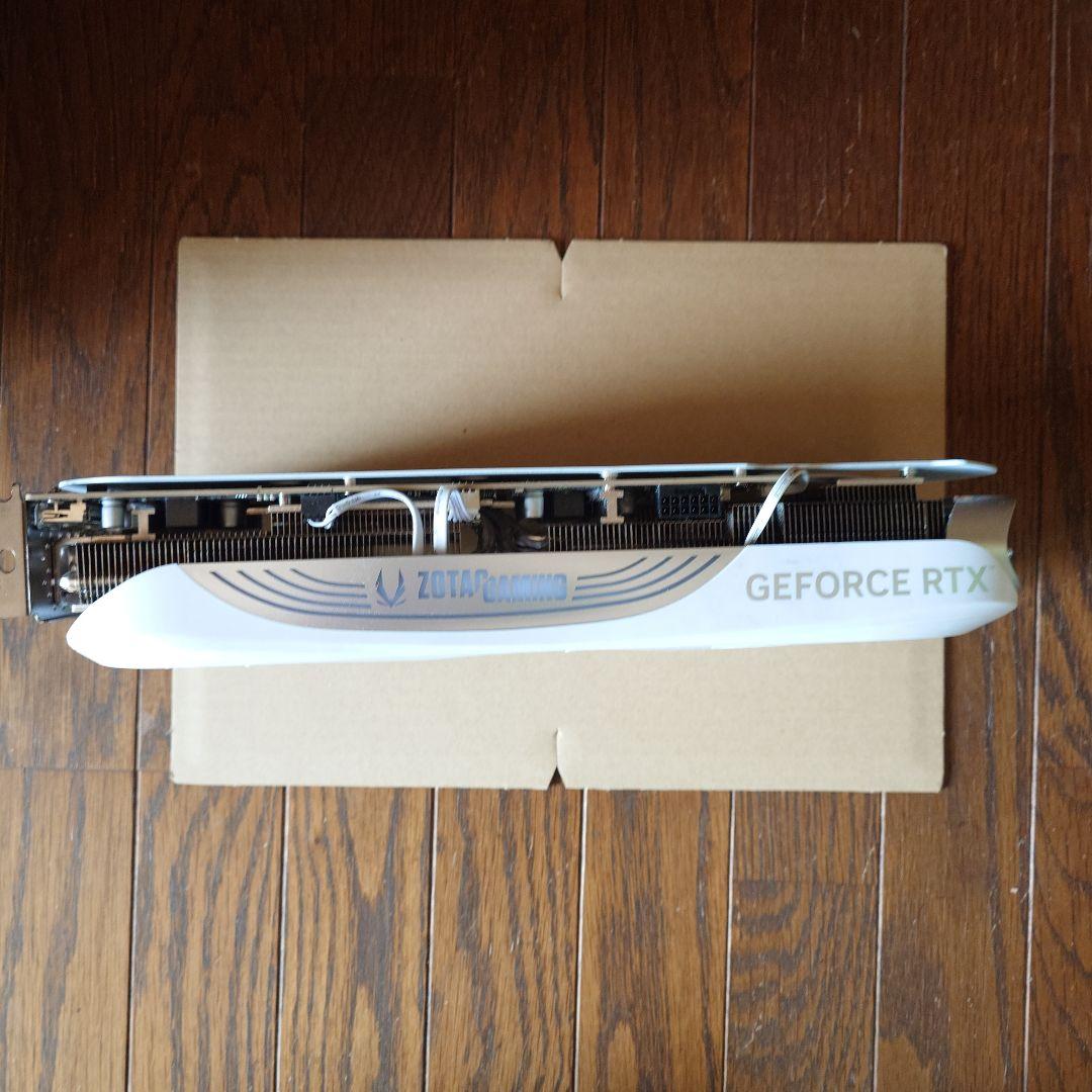 ZOTAC GEFORCE RTX 4080 SUPER ホワイト