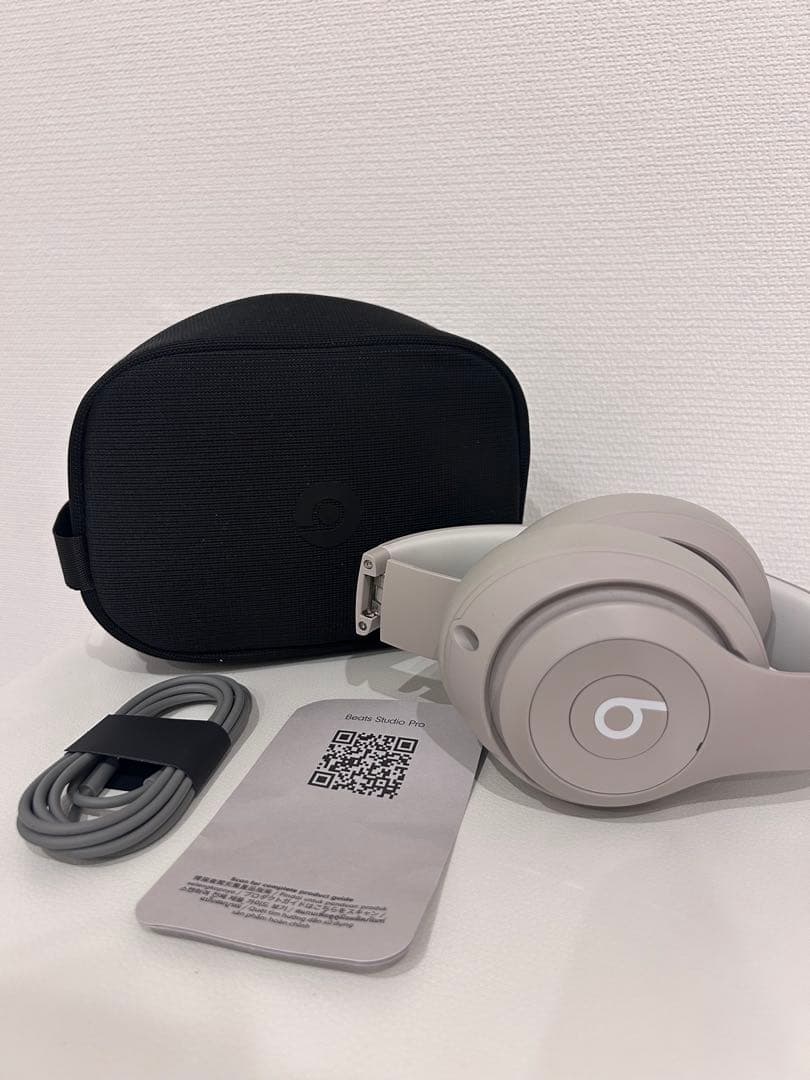 Beats Studio Pro ワイヤレスヘッドフォン　サンドストーン　美品