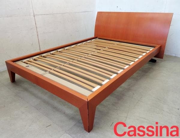 美品■カッシーナ■JUNO■ダブルサイズ■ベッドフレーム■50万■スラットベース