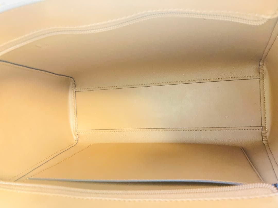 ああちゃん様MICHAEL KORS CHARLOTTEトートバッグのみ