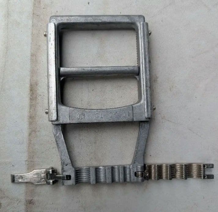 ケーブル挿入工具　スリーブ挿入工具