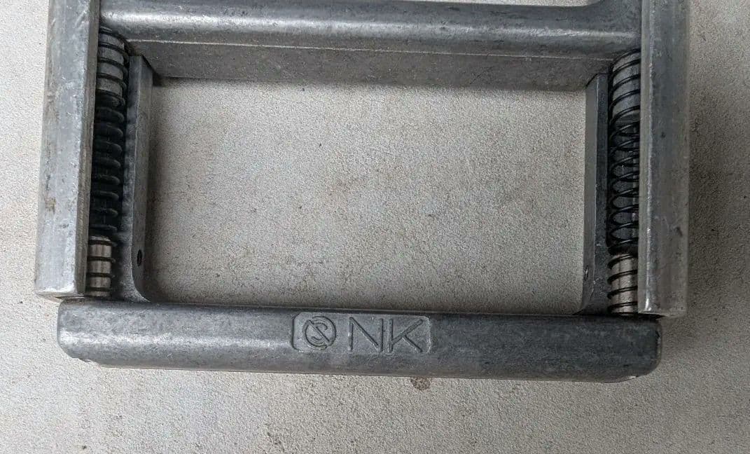 ケーブル挿入工具　スリーブ挿入工具