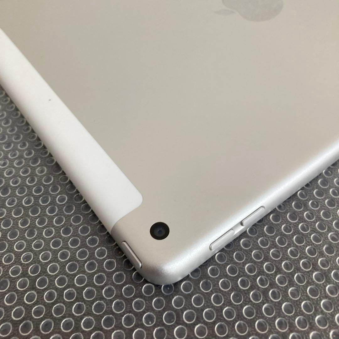 3762【早い者勝ち】美品☆電池良好☆iPad8第8世代32GB SIMフリー☆
