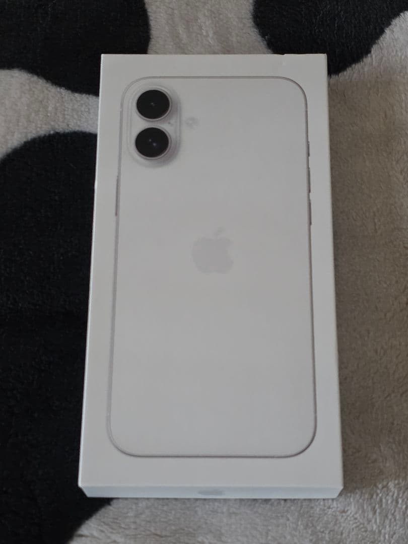 iPhone16 plus 256GB　ホワイト　未使用