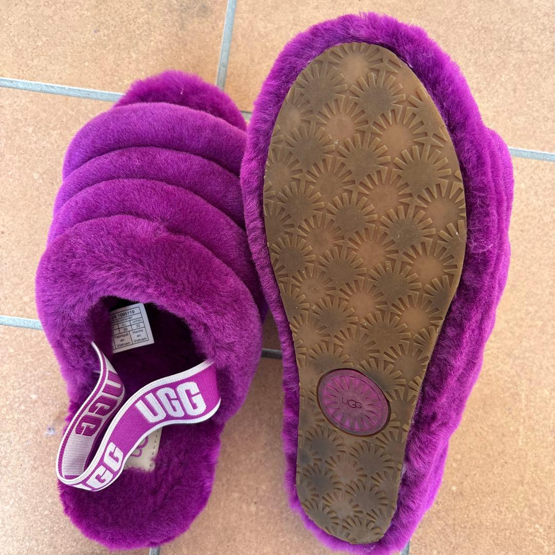 UGG パープル サンダル 39サイズ
