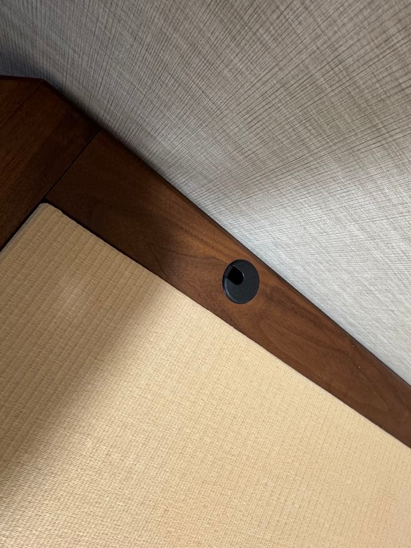 畳小上がり　飛騨フォレスト　無垢ウォールナットベッドフレーム　クイーンサイズ