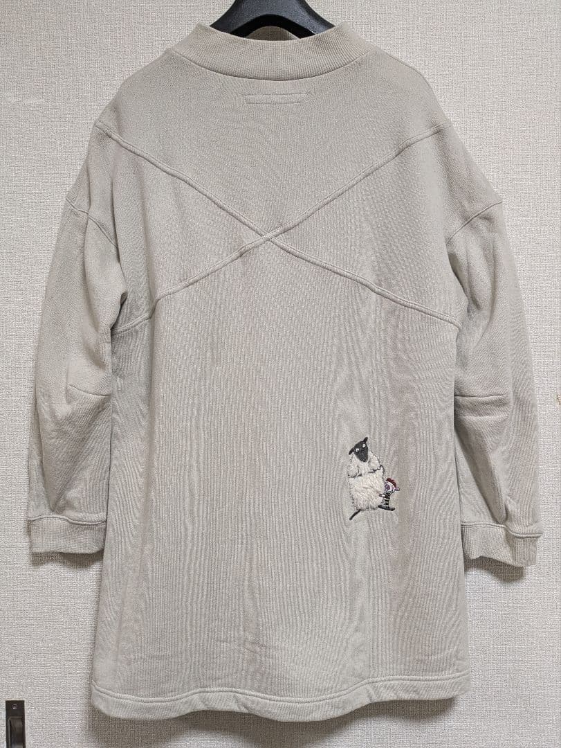 アルベロベロ♥️ぶたさん羊さん刺繍アップリケチュニック