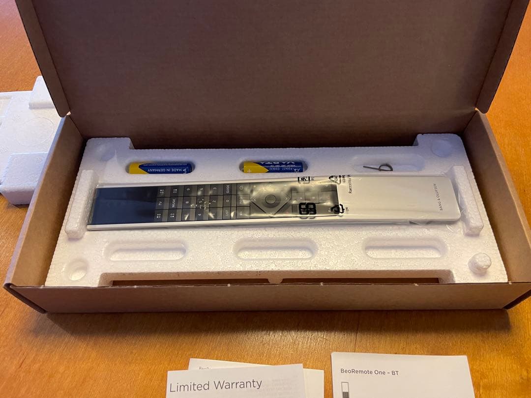 Bang & Olufsen BeoRemote One BT シルク