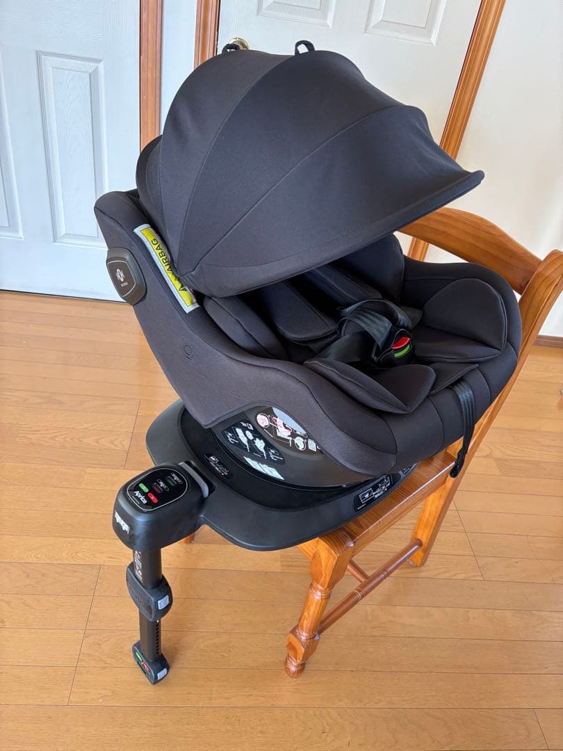 くーさん専用【新品未使用】アップリカ クルリラ ビッテ エックス プラス ブラッ